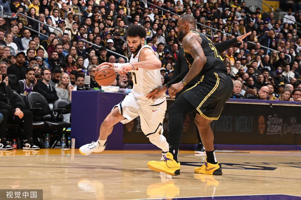 他不仅成功 他不仅成功