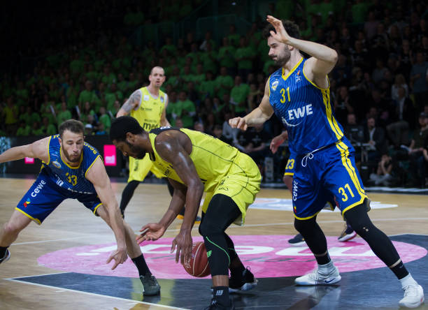 开拉锯战 开拉锯战