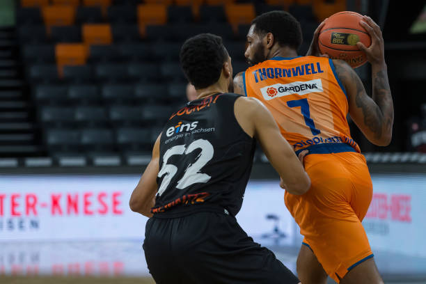 连续三分命 连续三分命